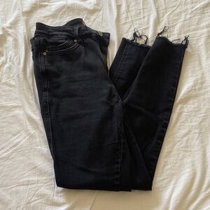 Judy Blue Black Frayed Ankle Jeans